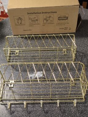 Gold Metal Wall Storage Baskets With Key Hooks Home Storage & Organization NIB